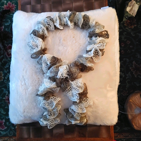 Handmade Frilly Knitted Scarf - Picture 7 of 10